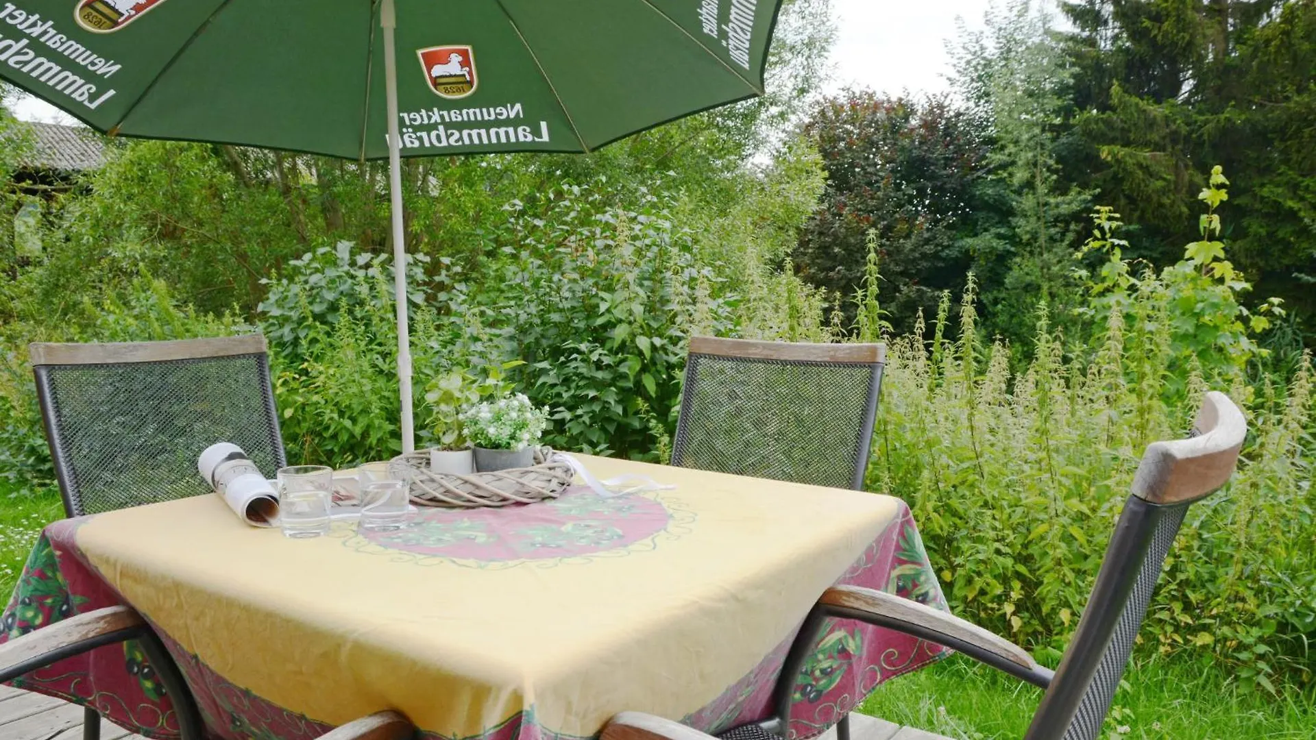 Holiday Home Tiny Haus Sonnendeck By Interhome Beilngries Niemcy